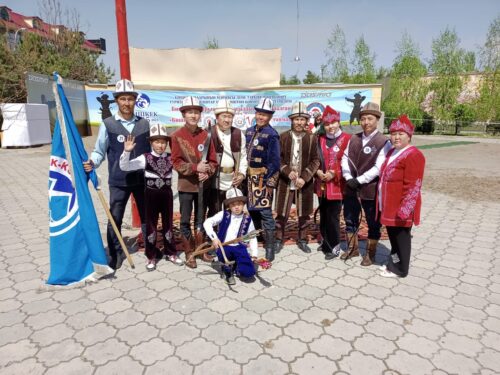 Бишкек шаарынын 145 жылдыгына карата улуттук оюн "Жаа атуу" боюнча Эл аралык мелдеш уюштурулду..